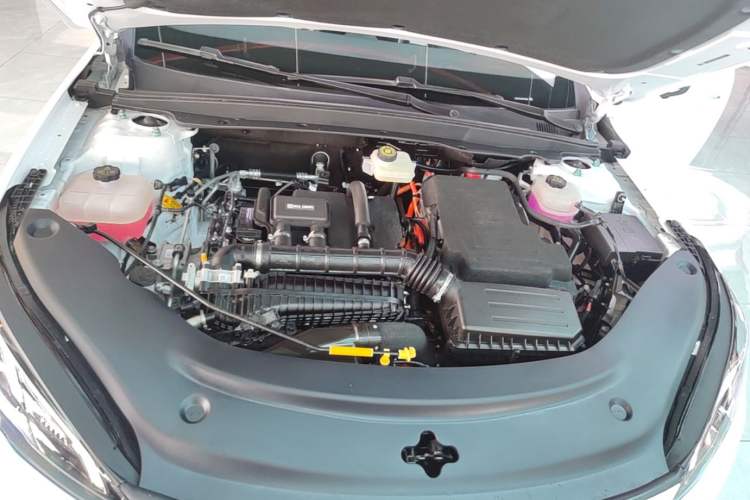 Used BYD Seal 05 DM-i 2025 DM-i Intelligent Drive 120KM Flagship Model Engine Bay