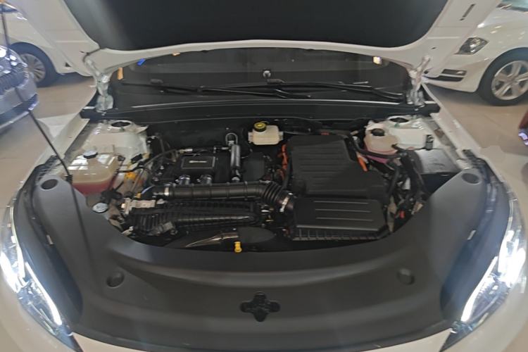 Used BYD Seal 05 DM-i 2025 DM-i Smart Drive 55KM Luxury Model Engine Bay