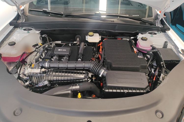 Used BYD Seal 05 DM-i 2025 DM-i Smart Drive 55KM Luxury Model Engine Bay