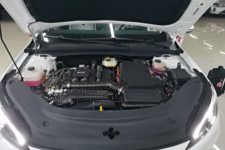 Used BYD Seal 05 DM-i 2025 DM-i Smart Drive 55KM Luxury Model Engine Bay