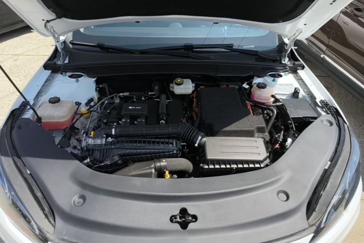 Used BYD Seal 05 DM-i 2025 DM-i Smart Drive 55KM Luxury Model Engine Bay