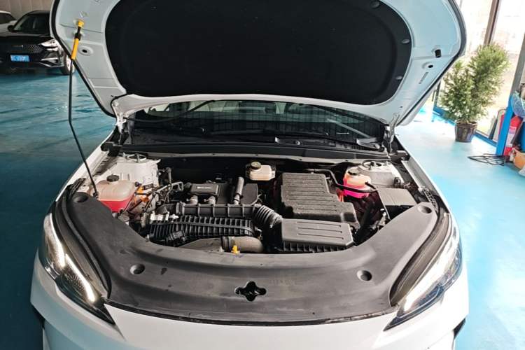 Used BYD Seal 05 DM-i 2025 DM-i Smart Drive 55KM Luxury Model Engine Bay