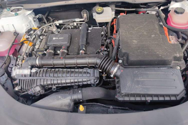 Used BYD Seal 05 DM-i 2025 DM-i Smart Drive 55KM Luxury Model Engine Bay