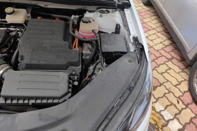 Used BYD Seal 05 DM-i 2025 DM-i Smart Drive 55KM Luxury Model Engine Bay Left