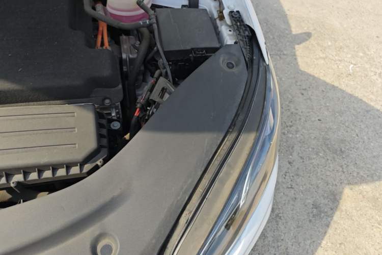 Used BYD Seal 05 DM-i 2025 DM-i Smart Drive 55KM Luxury Model Engine Bay Left