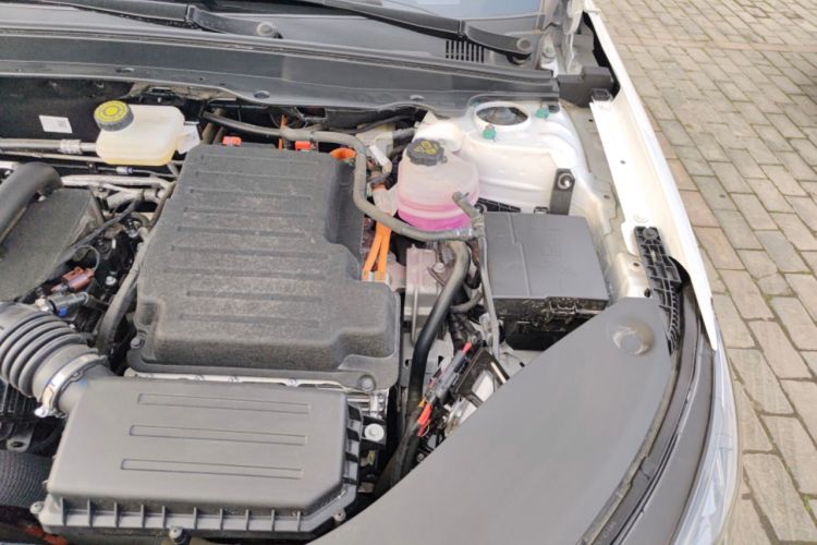 Used BYD Seal 05 DM-i 2025 DM-i Smart Drive 55KM Prestige Model Engine Bay Left