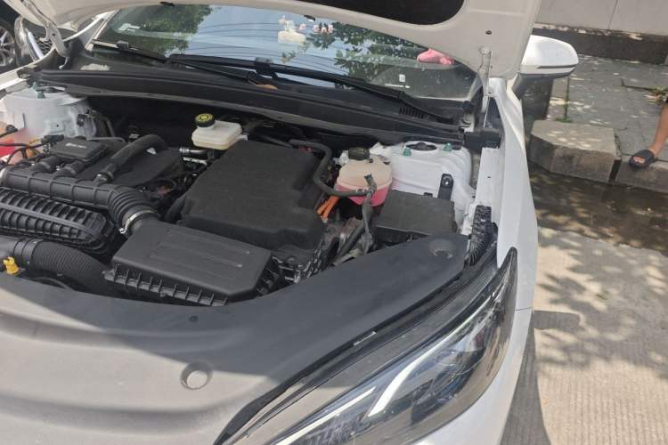 Used BYD Seal 05 DM-i 2025 DM-i Smart Drive 55KM Luxury Model Engine Bay Left