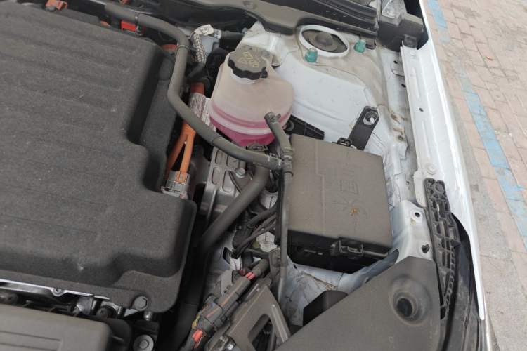 Used BYD Seal 05 DM-i 2025 DM-i Smart Drive 55KM Luxury Model Engine Bay Left