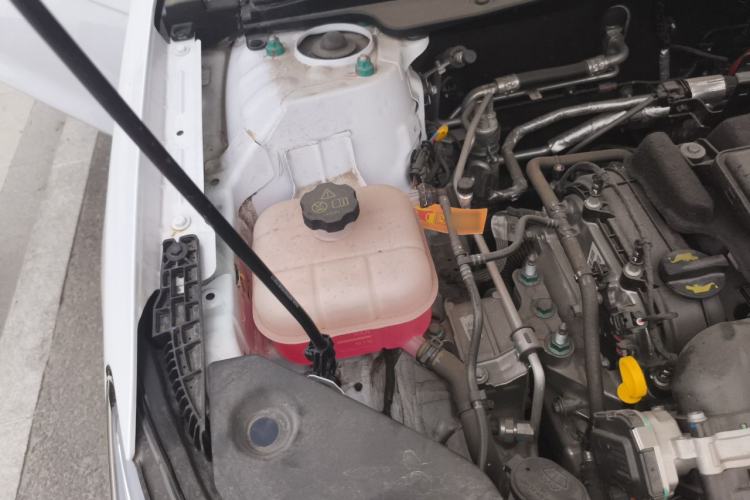 Used BYD Seal 05 DM-i 2025 DM-i Smart Drive 55KM Luxury Model Engine Bay Right