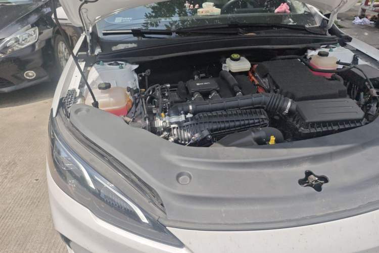 Used BYD Seal 05 DM-i 2025 DM-i Smart Drive 55KM Luxury Model Engine Bay Right