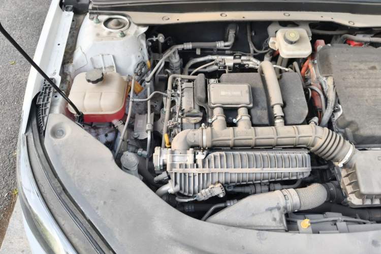 Used BYD Seal 05 DM-i 2025 DM-i Smart Drive 55KM Luxury Model Engine Bay Right