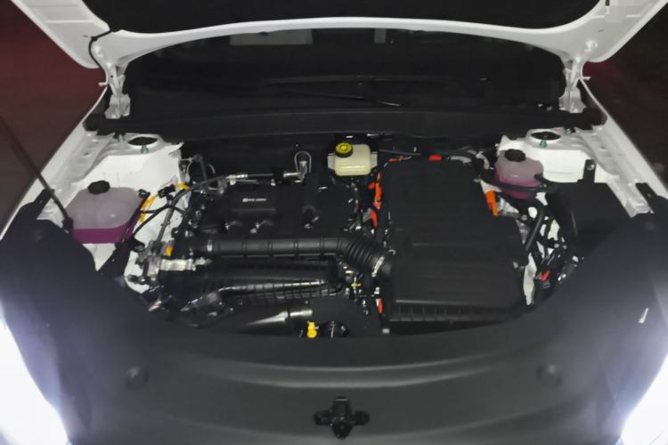 Used BYD Seal 05 DM-i 2025 DM-i Smart Drive 55KM Luxury Model Engine Bay