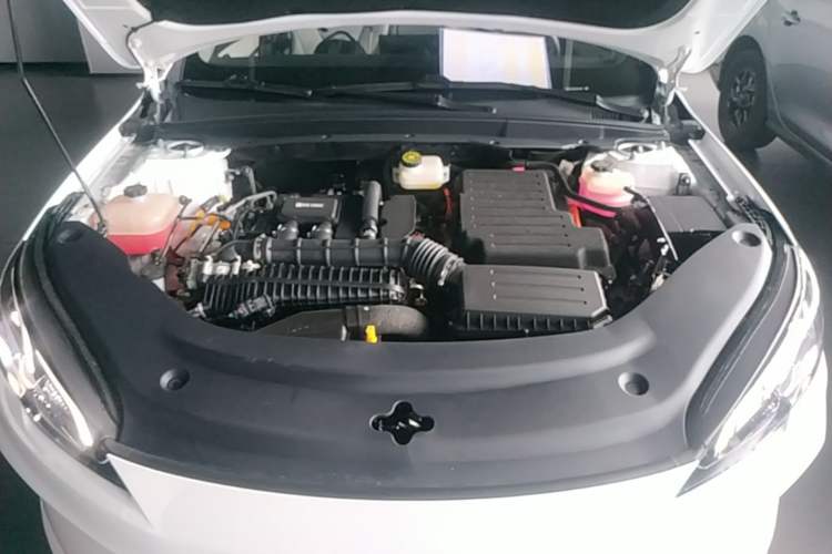 Used BYD Seal 05 DM-i 2025 DM-i Smart Drive 55KM Luxury Model Engine Bay