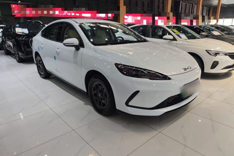 Used BYD Seal 05 DM-i 2025 DM-i Smart Drive 55KM Luxury Model Exterior 2