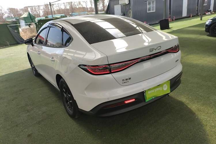 Used BYD Seal 05 DM-i 2025 DM-i Smart Drive 55KM Luxury Model Exterior 2