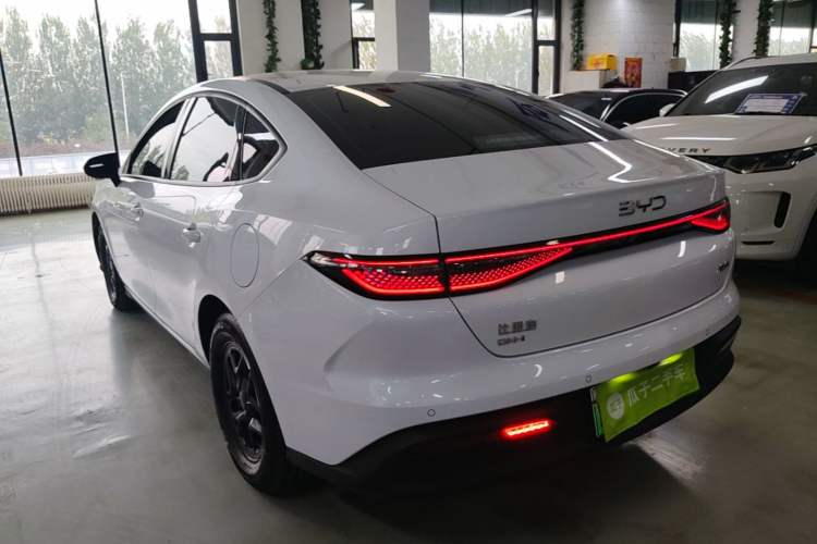 Used BYD Seal 05 DM-i 2025 DM-i Smart Drive 55KM Luxury Model Exterior 2