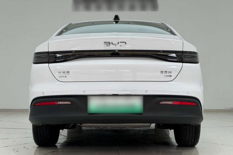 Used BYD Seal 05 DM-i 2025 DM-i Intelligent Drive 120KM Flagship Model Exterior 2