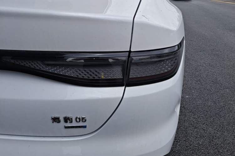 Used BYD Seal 05 DM-i 2025 DM-i Intelligent Drive 120KM Flagship Model Exterior 3