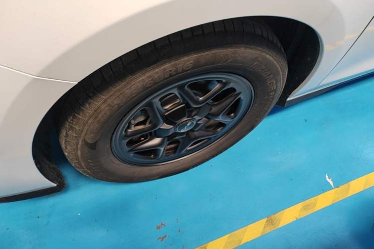 Used BYD Seal 05 DM-i 2025 DM-i Smart Drive 55KM Luxury Model Exterior 4