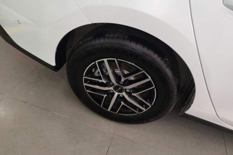 Used BYD Seal 05 DM-i 2025 DM-i Intelligent Drive 120KM Flagship Model Exterior 5