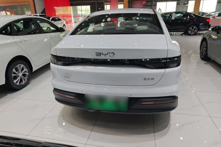 Used BYD Seal 05 DM-i 2025 DM-i Smart Drive 55KM Luxury Model Exterior 5