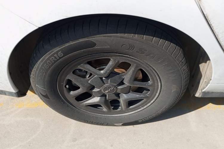 Used BYD Seal 05 DM-i 2025 DM-i Smart Drive 55KM Luxury Model Exterior 5