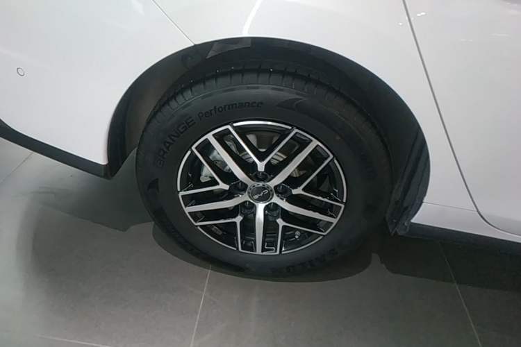 Used BYD Seal 05 DM-i 2025 DM-i Intelligent Drive 120KM Flagship Model Exterior 5