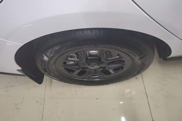 Used BYD Seal 05 DM-i 2025 DM-i Smart Drive 55KM Luxury Model Exterior 5
