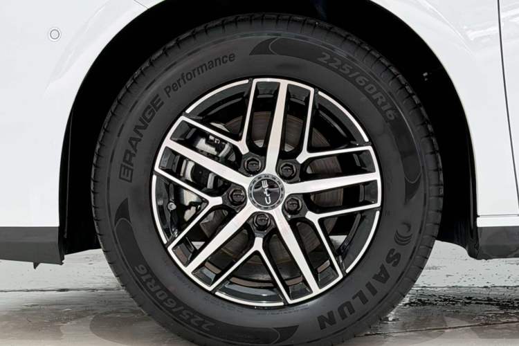 Used BYD Seal 05 DM-i 2025 DM-i Intelligent Drive 120KM Flagship Model Exterior 6