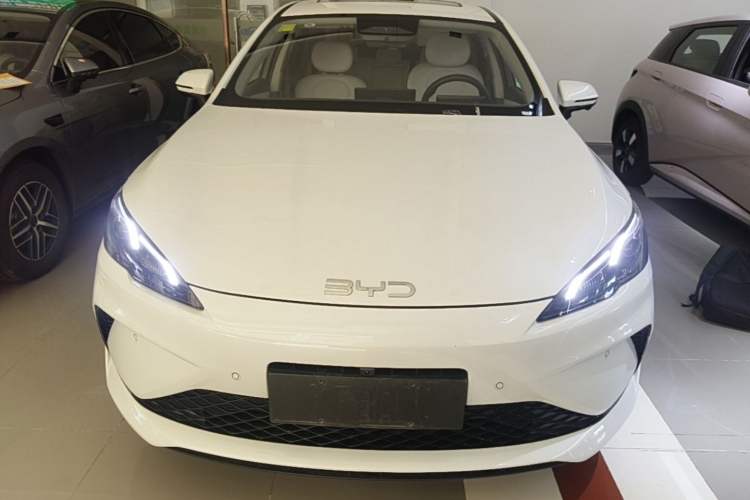 Used BYD Seal 05 DM-i 2025 DM-i Intelligent Drive 120KM Flagship Model Front