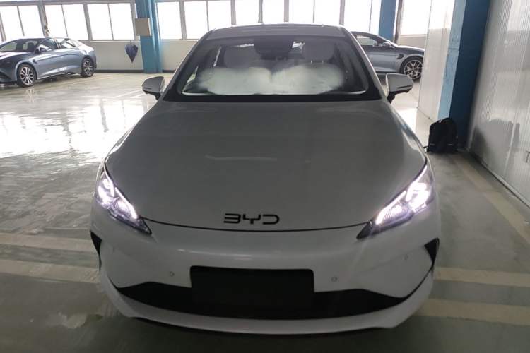 Used BYD Seal 05 DM-i 2025 DM-i Intelligent Drive 120KM Flagship Model Front