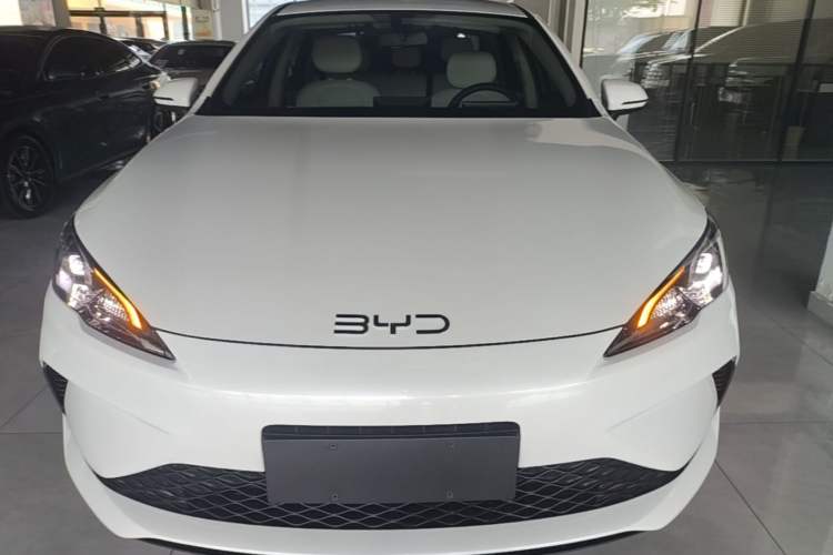 Used BYD Seal 05 DM-i 2025 DM-i Smart Drive 55KM Luxury Model Front
