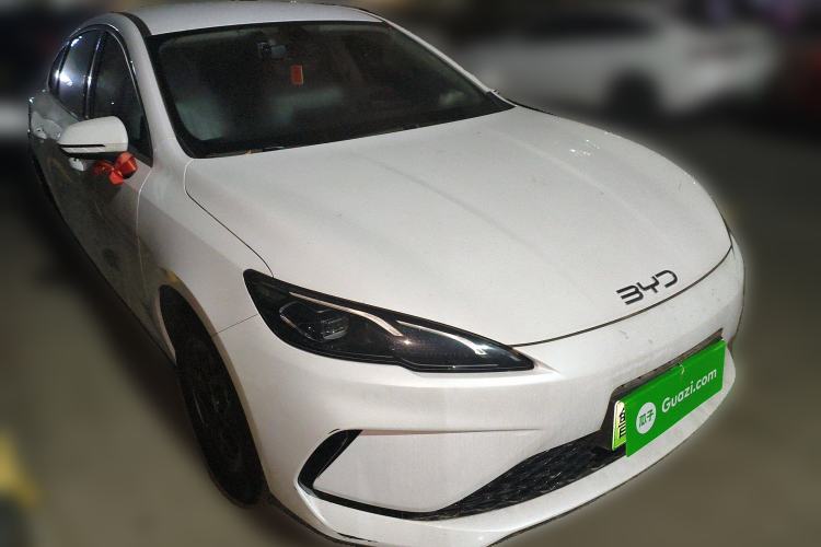 Used BYD Seal 05 DM-i 2025 DM-i Smart Drive 55KM Luxury Model Front Right 45 Deg