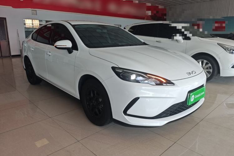 Used BYD Seal 05 DM-i 2025 DM-i Smart Drive 55KM Luxury Model Front Right 45 Deg