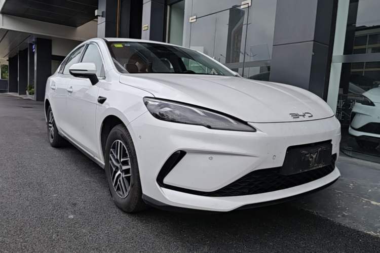 Used BYD Seal 05 DM-i 2025 DM-i Intelligent Drive 120KM Flagship Model Front Right 45 Deg