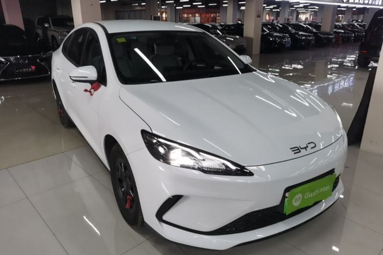 Used BYD Seal 05 DM-i 2025 DM-i Smart Drive 55KM Luxury Model Front Right 45 Deg