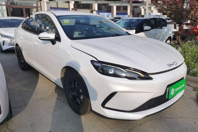 Used BYD Seal 05 DM-i 2025 DM-i Smart Drive 55KM Luxury Model Front Right 45 Deg