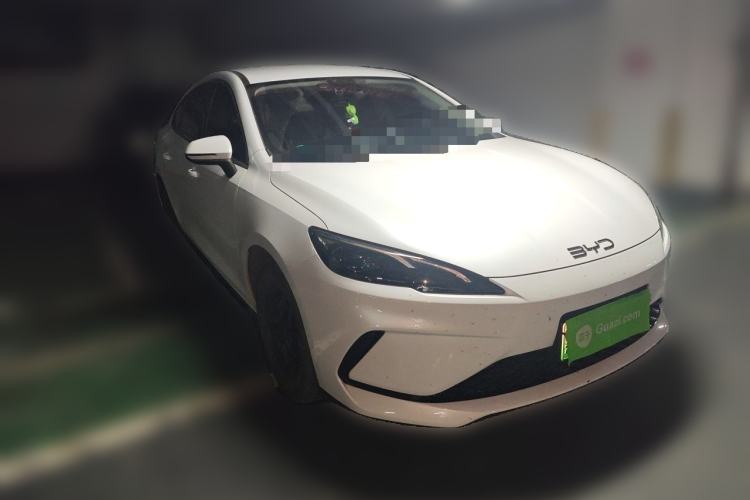 Used BYD Seal 05 DM-i 2025 DM-i Smart Drive 55KM Luxury Model Front Right 45 Deg