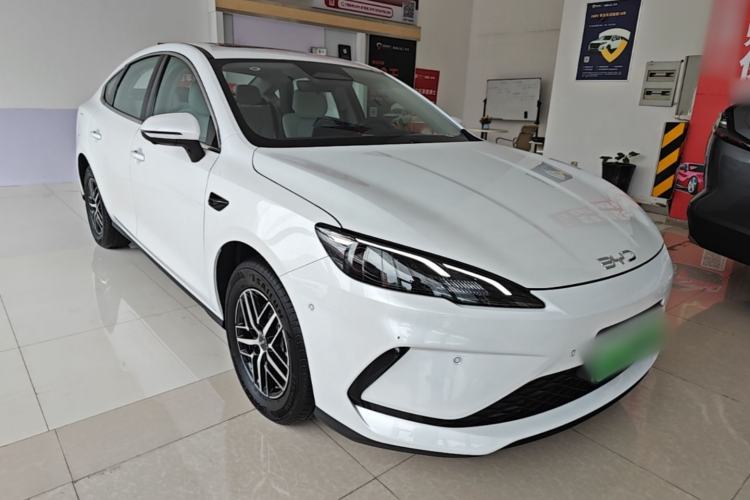 Used BYD Seal 05 DM-i 2025 DM-i Intelligent Drive 120KM Flagship Model Front Right 45 Deg