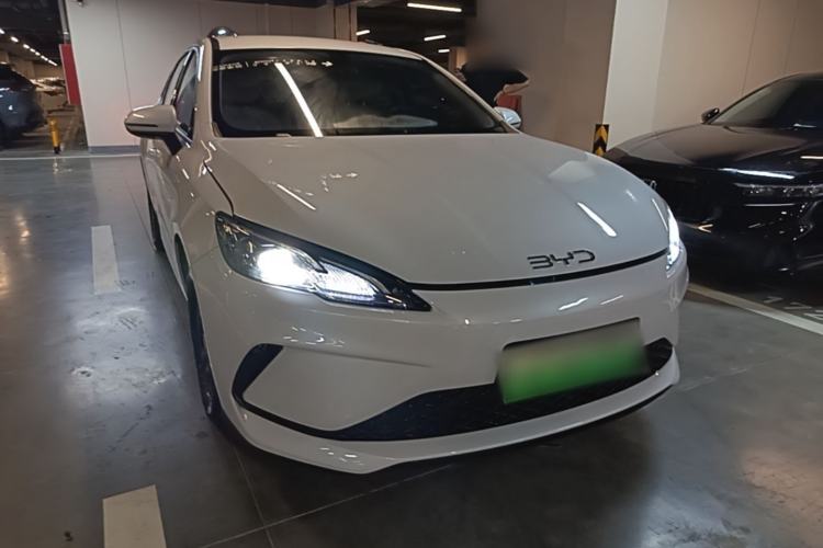 BYD Seal 05 DM-i 2025 — фото 3