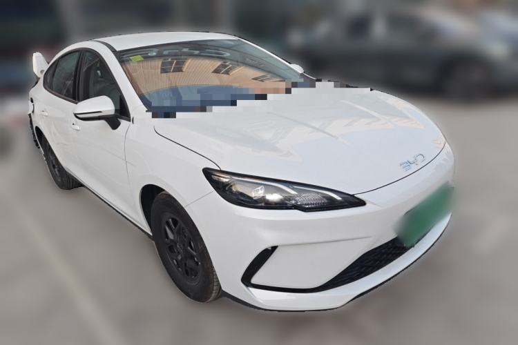 Used BYD Seal 05 DM-i 2025 DM-i Smart Drive 55KM Luxury Model Front Right 45 Deg