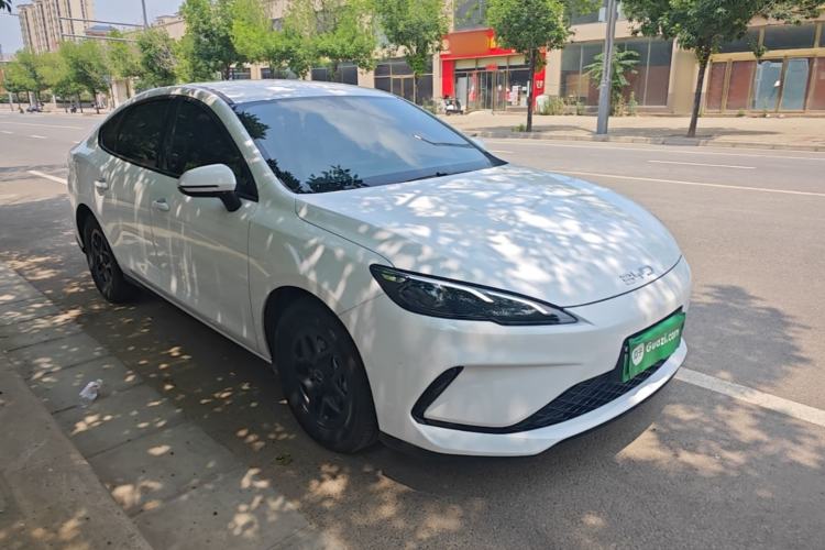 Used BYD Seal 05 DM-i 2025 DM-i Smart Drive 55KM Luxury Model Front Right 45 Deg