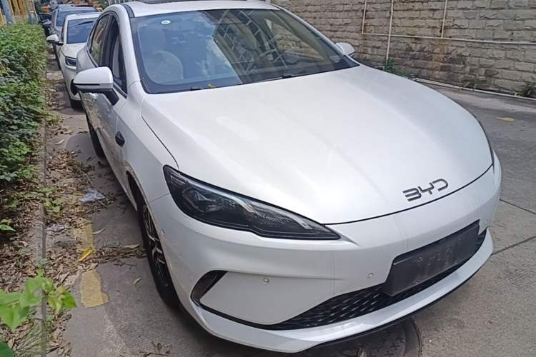 Used BYD Seal 05 DM-i 2025 DM-i Intelligent Drive 120KM Flagship Model Front Right 45 Deg