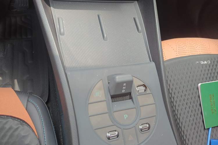 Used BYD Seal 05 DM-i 2025 DM-i Smart Drive 55KM Luxury Model Gear Lever