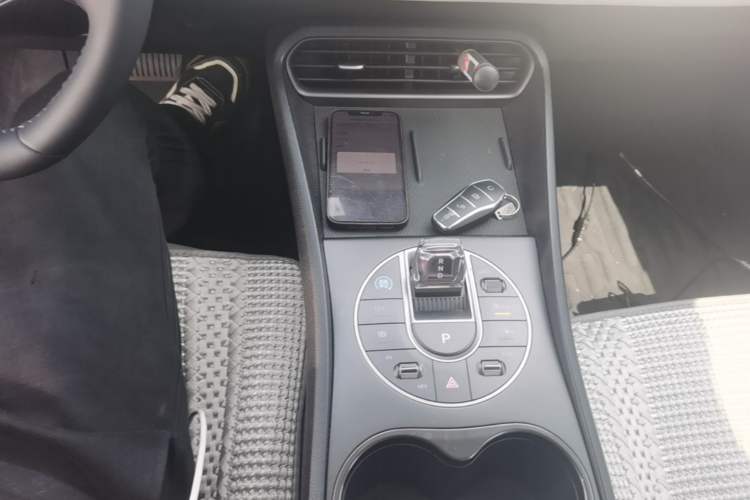 Used BYD Seal 05 DM-i 2025 DM-i Smart Drive 55KM Luxury Model Gear Lever