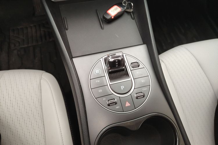 Used BYD Seal 05 DM-i 2025 DM-i Intelligent Drive 120KM Flagship Model Gear Lever