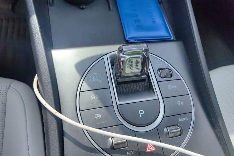 Used BYD Seal 05 DM-i 2025 DM-i Smart Drive 55KM Luxury Model Gear Lever