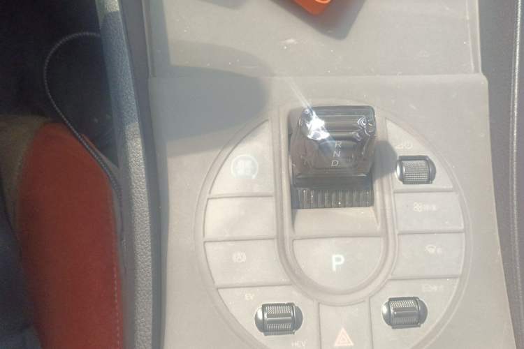 Used BYD Seal 05 DM-i 2025 DM-i Smart Drive 55KM Luxury Model Gear Lever