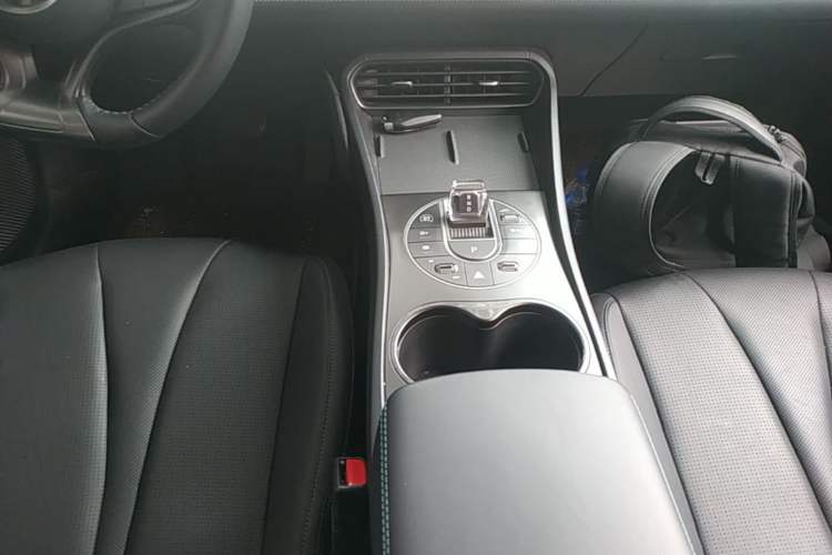 Used BYD Seal 05 DM-i 2025 DM-i Smart Drive 55KM Luxury Model Gear Lever