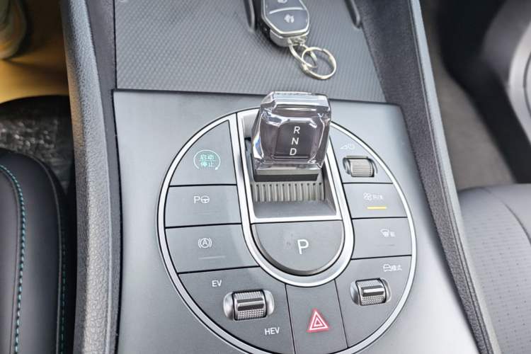 Used BYD Seal 05 DM-i 2025 DM-i Intelligent Drive 120KM Flagship Model Gear Lever